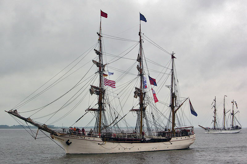 sail05.jpg